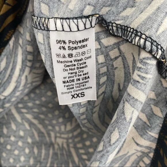 NWT Loose-Fitting LuLaRoe Irma Tunic, Size XXS - Picture 6 of 7